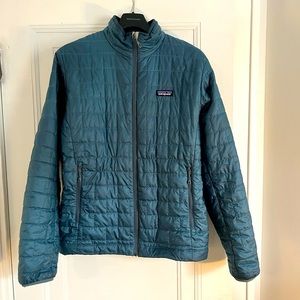 Patagonia Men’s Nanopuff (M) (Blue/Green).  Excellent condition!